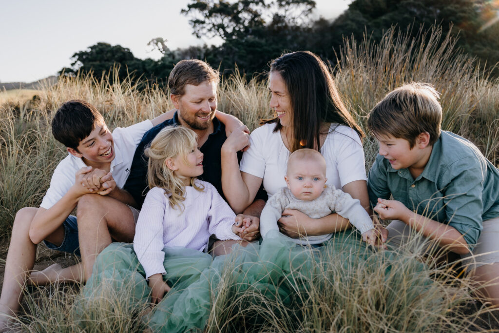 Family portrait session by Whangarei photographer Tracey Morris at Woolley's Beach.